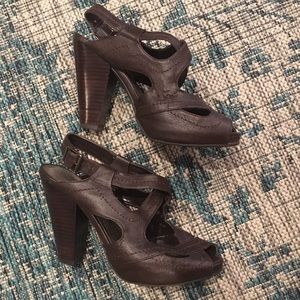 Worthington brown peep toe sandals 7.5